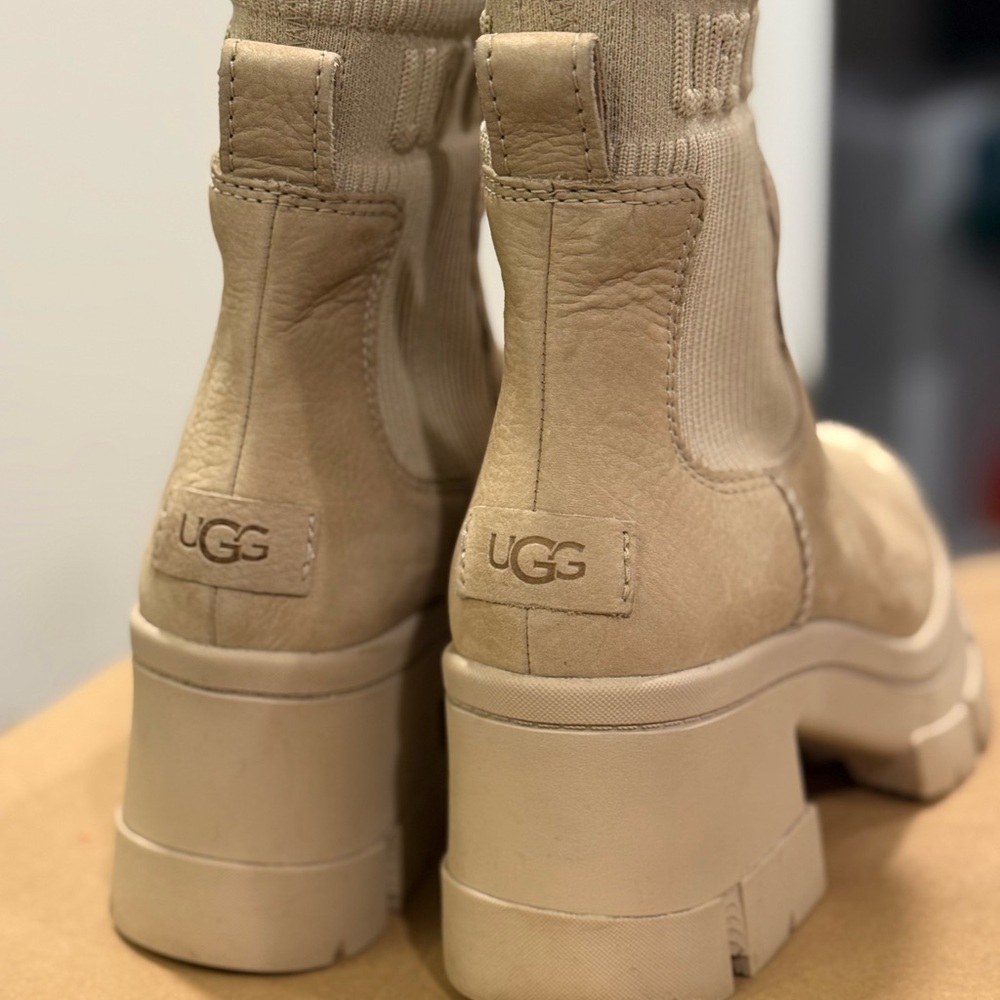 UGG Brooklyn Chelsea boots - Picture 4 of 6